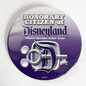 Vintage Disneyland Resort Honorary Citizen Button Pin